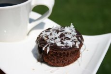 Individual Chocolate Cakes With Chocolate Coconut Glaze