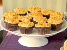 Chocolate Cupcakes and Peanut Butter Icing