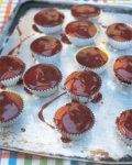 Sticky toffee cupcakes with chocolate ...