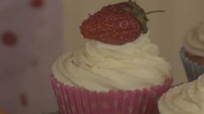 Strawberry and white chocolate cupcakes recipe