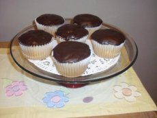 Boston Cream Cupcakes with Chocolate Ganache Frosting