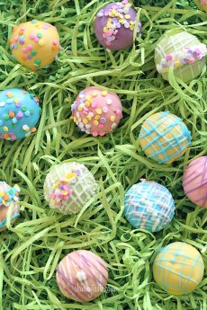 Skinny Easter Egg Cake Balls