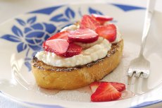 Bruschetta with honey ricotta & vanilla strawberries