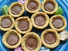 Peanut Butter Cup Cookies (Tarts)