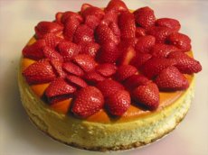 Strawberry Amaretto Cheesecake
