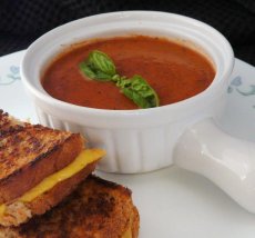 Quick Roasted Tomato Basil Soup