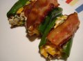 Stuffed Jalapenos Topped With Bacon