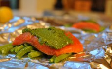 Jamie Oliver's Simple Salmon Recipe With Green Beans and Pesto