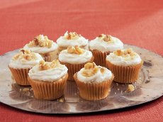 Maple-Walnut Mini Cupcakes