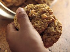 Butterscotch-Pecan-Oatmeal Cookies