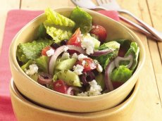 Garden-Fresh Greek Salad (Gluten Free)