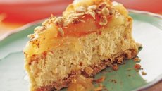 Apple Cinnamon Streusel Cheesecake