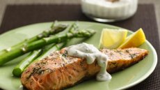 Grilled Salmon with Lemon-Dill Sauce