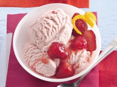 Ice Cream with Marinated Strawberries