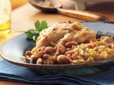 Slow Cooker Chipotle Chicken and Pintos with Spanish Rice