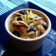 Best Blueberry Bread Pudding with Lemoncello Sauce Recipe