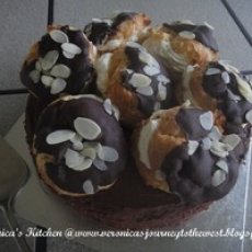 Marble Cake Topped with Profiteroles Recipe